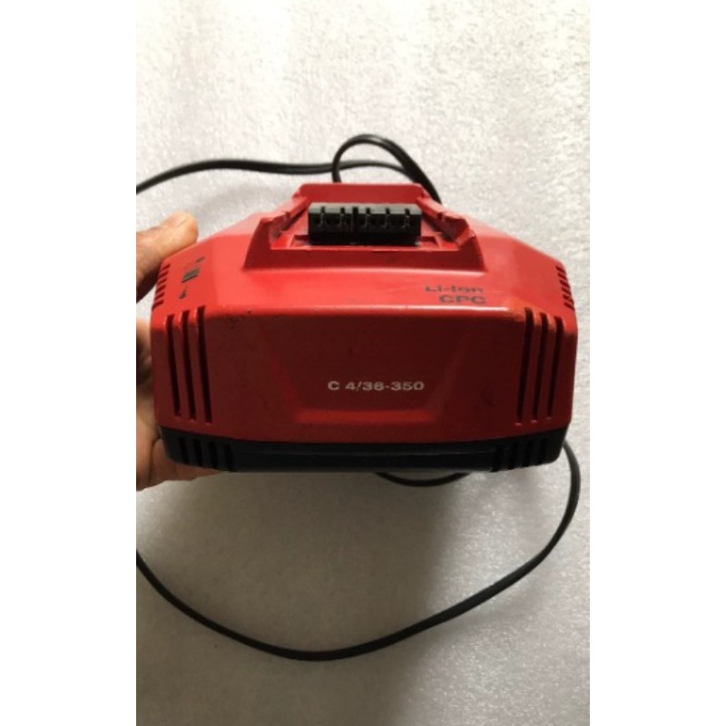 Power Tools Station - Carregador Rápido Multi-Voltagem C 4/36-350 Compatível